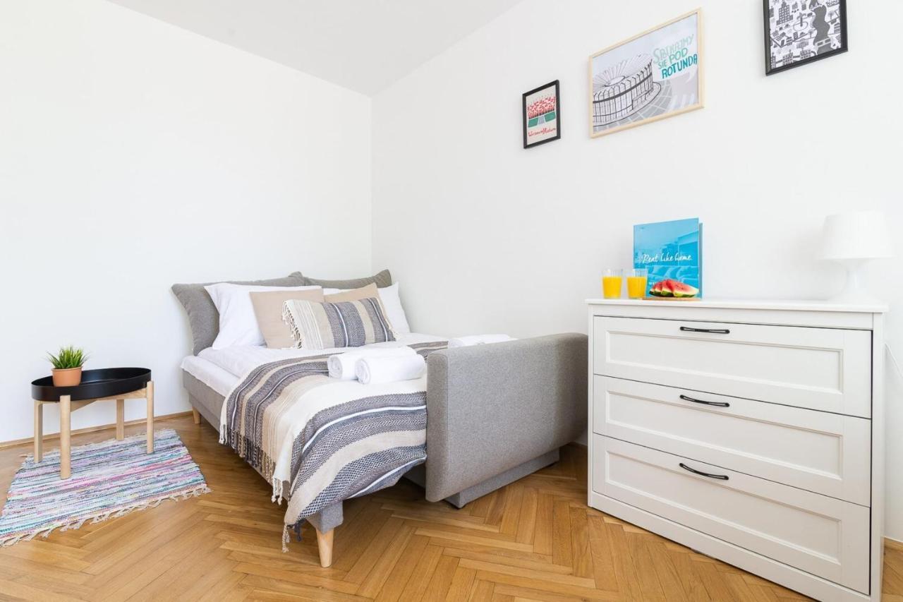 Rent Like Home - Pawia 36 Varşova Dış mekan fotoğraf