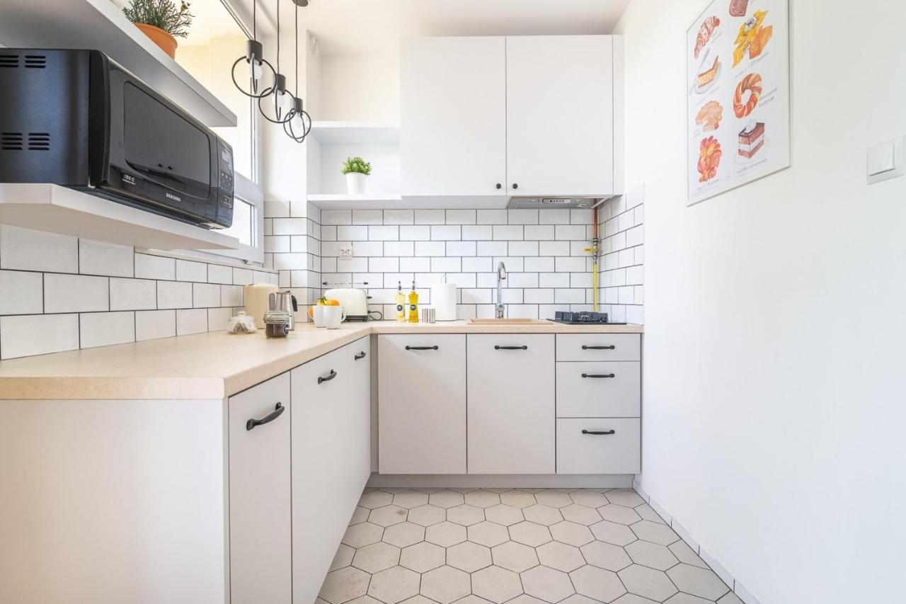 Rent Like Home - Pawia 36 Varşova Dış mekan fotoğraf